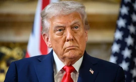 Cái giá của việc thách thức ông Trump