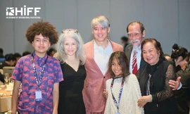 Đừng bỏ danh hiệu 'vào ngăn kéo'