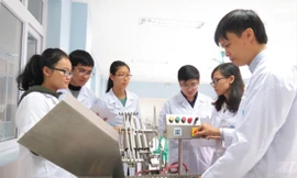 Trọng dụng người tài-Chìa khóa mở tương lai: 'Cỗ máy cái' nguồn nhân lực 