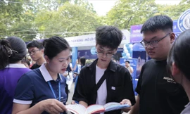 Đằng sau sự tăng trưởng ‘nóng’ đào tạo ngành y 