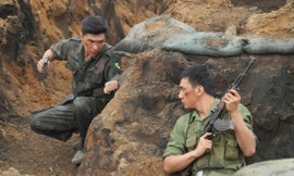 Phim không chỉ khắc họa người lính Cụ Hồ, mà còn xây dựng khá rõ nét người lính ở bên kia chiến tuyến