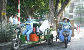 Đông đảo lực lượng ra quân, hưởng ứng tổng vệ sinh môi trường trên địa bàn phường Hai Bà Trưng