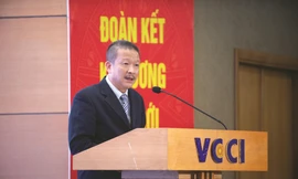 Từ thương trường đến hành động vì cải cách 