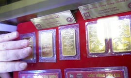 Lần đầu tiên vàng miếng được đưa vào diện chịu thuế khi chuyển nhượng theo Luật Thuế TNCN (sửa đổi), với mức 0,1% trên giá trị mỗi giao dịch. ẢNH: NHƯ Ý