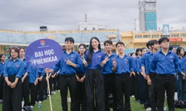 Tình nguyện viên phục vụ sự kiện A80: Sẵn sàng làm việc gần 20 giờ liên tục 