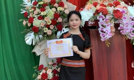  'Đi học trên núi' và giấc mơ của cô bé Xơ Đăng 