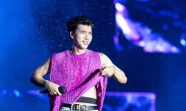 Waterbomb hút lượng khán giả khổng lồ