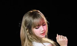 Lisa gây bão mạng xã hội trong tour diễn thế giới Deadline