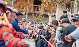 Nhờ ứng dụng chuyển đổi số, Lô Lô Chải trở thành một địa điểm du lịch được “người người biết đến”