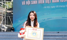 Yêu nước từ sự nỗ lực, bền bỉ mỗi ngày 