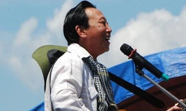 Hành trang của nhạc sĩ- NSND Thế Hiển luôn gắn với cây đàn guitar