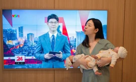 Một khoảnh khắc ấn tượng của “Gia đình Truyền hình” Lê Mạnh Cường - Đỗ Hương Giang