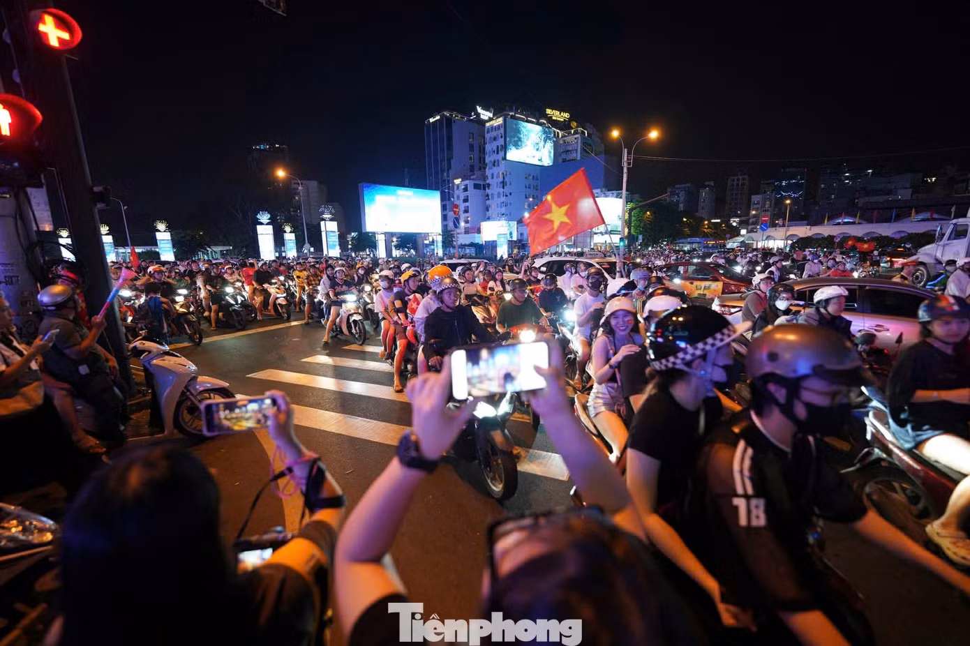 tp-canhtuonghcm28.jpg