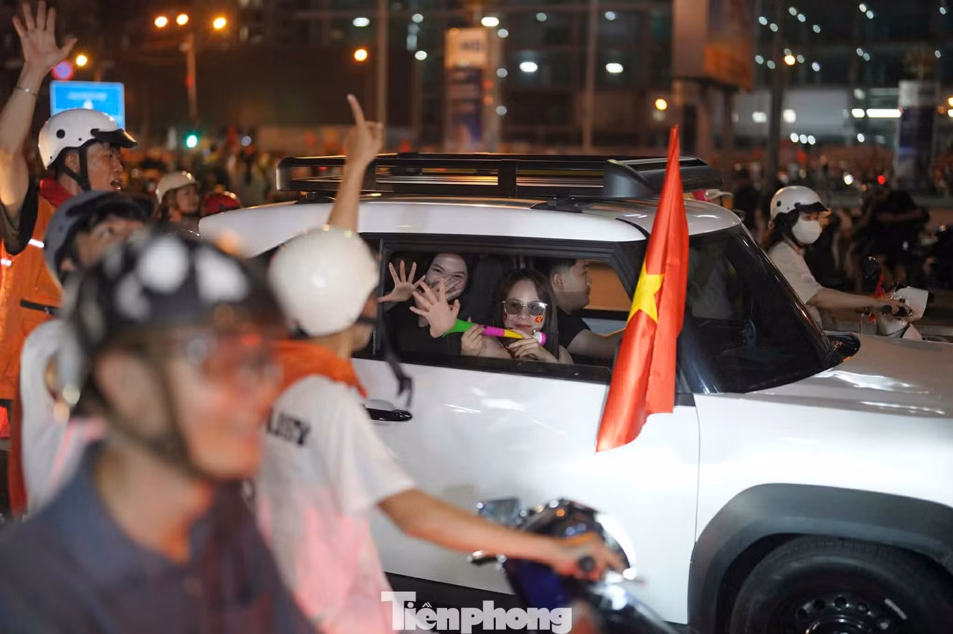 tp-canhtuonghcm24.jpg