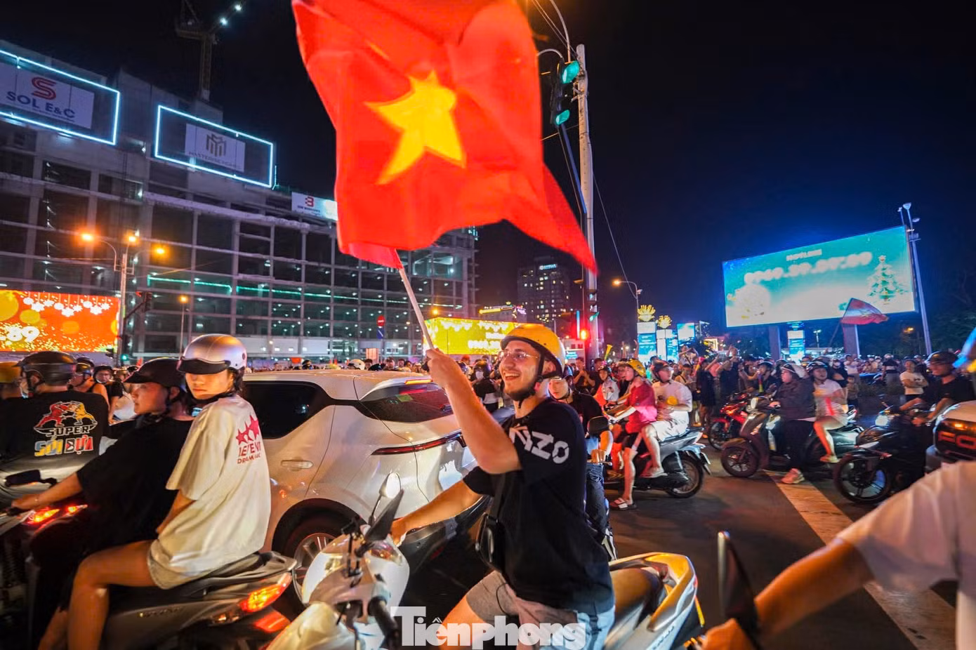 tp-canhtuonghcm17.jpg