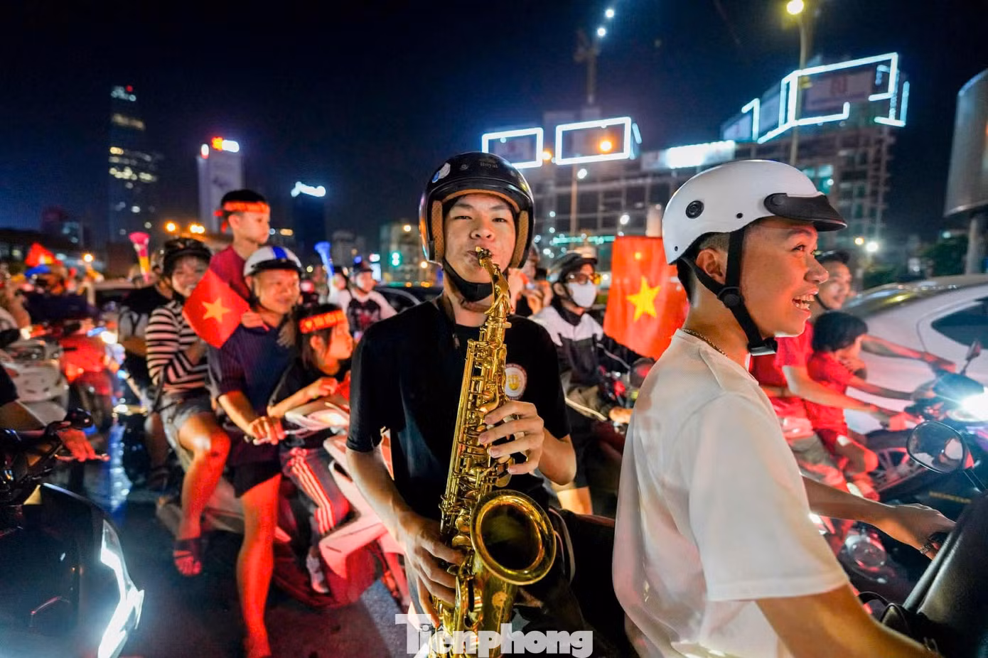 tp-canhtuonghcm22.jpg