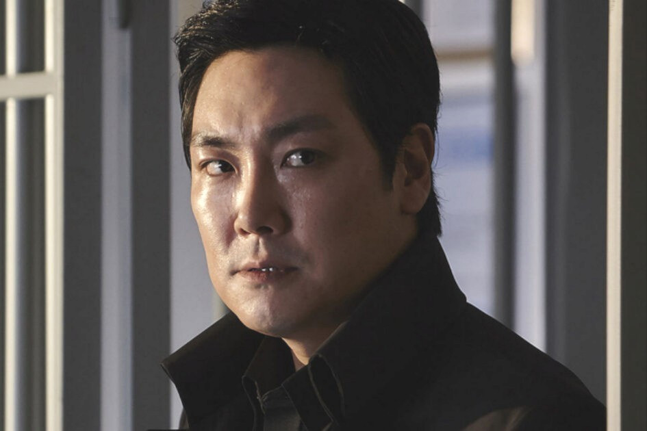 jo-jinwoong-heo-chul-assault-fi-8794-6624.jpg