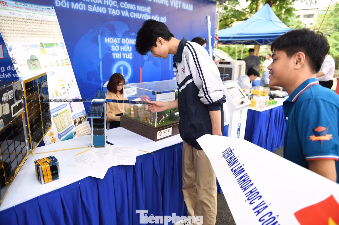 tp-toancanh10.jpg
