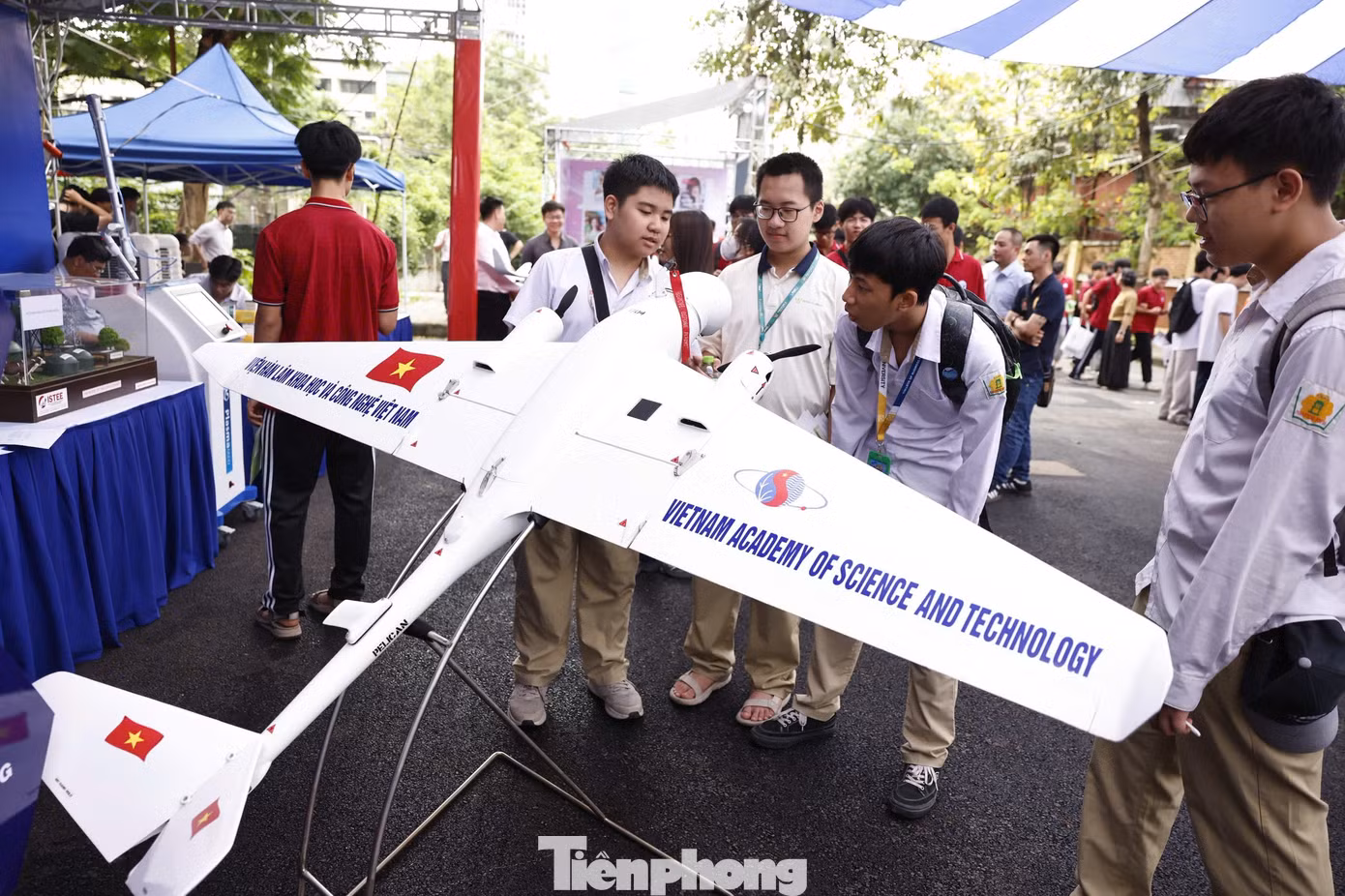 tp-toancanh12.jpg