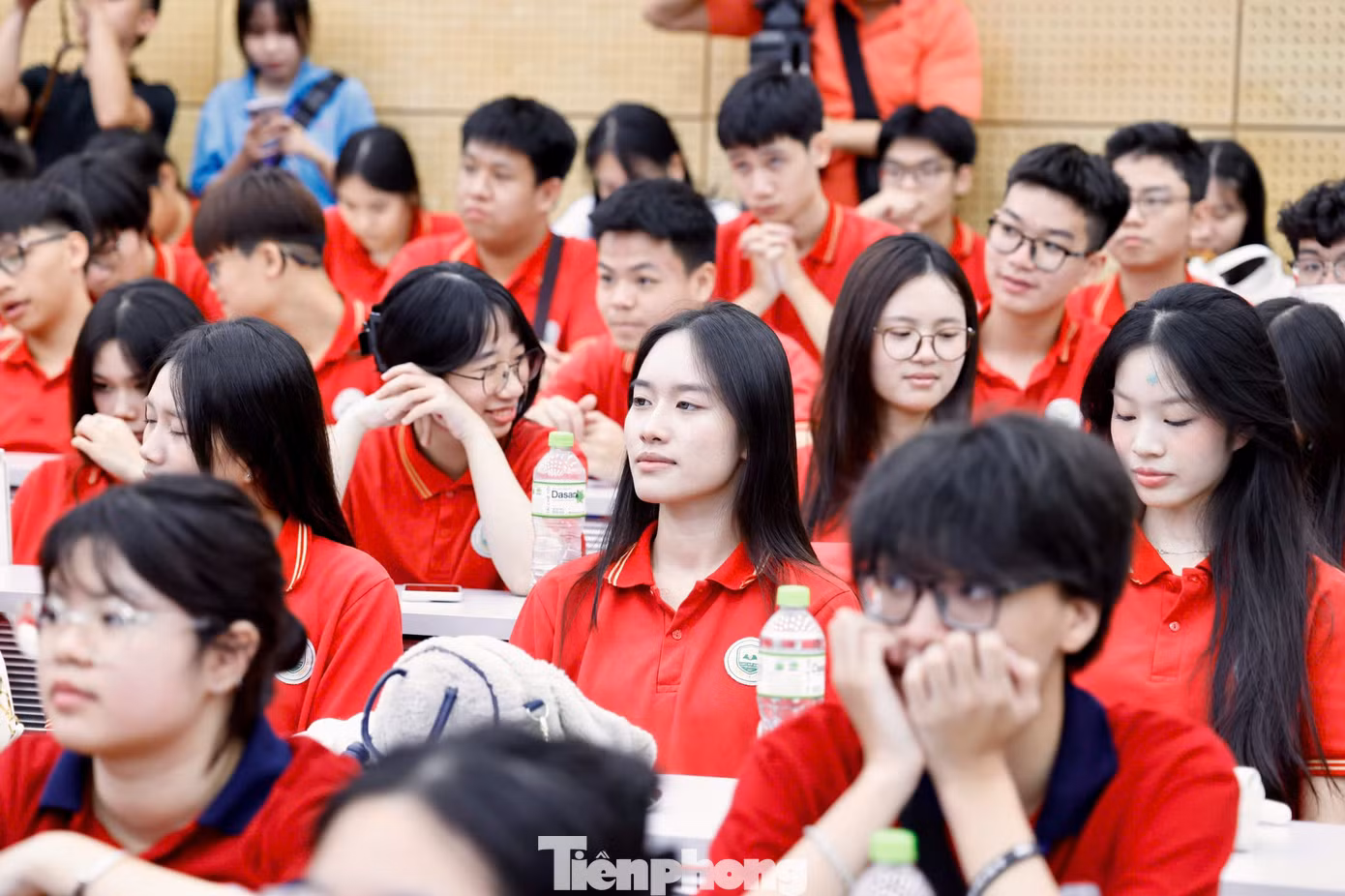 tp-toancanh24.jpg
