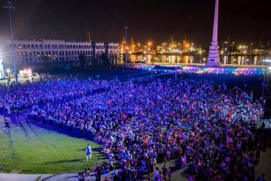 tin-bai-concert-em-be-chat2282.png