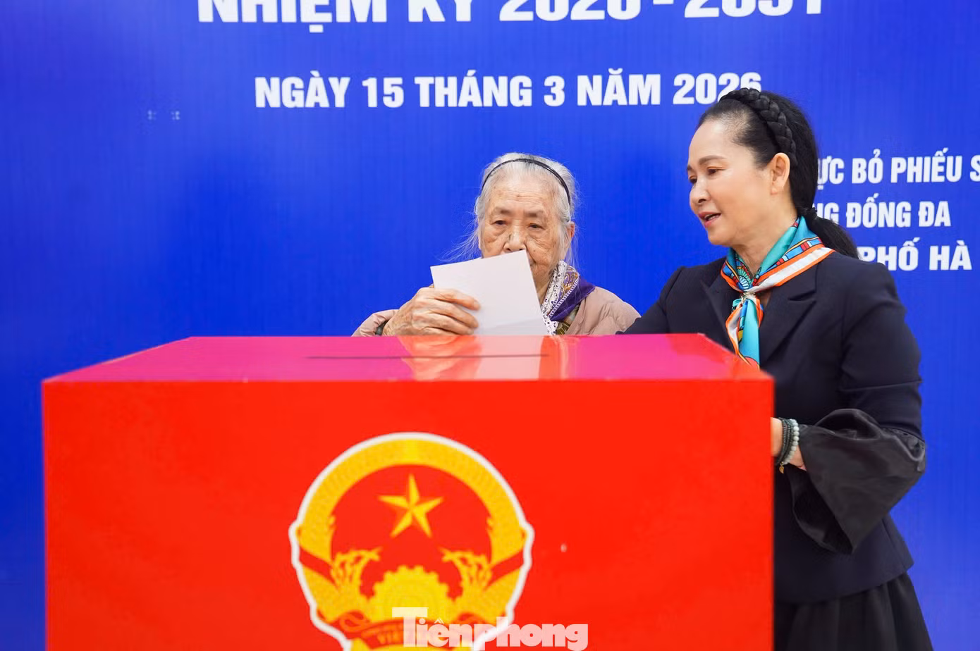 tp-lanhuongbaucu43.jpg