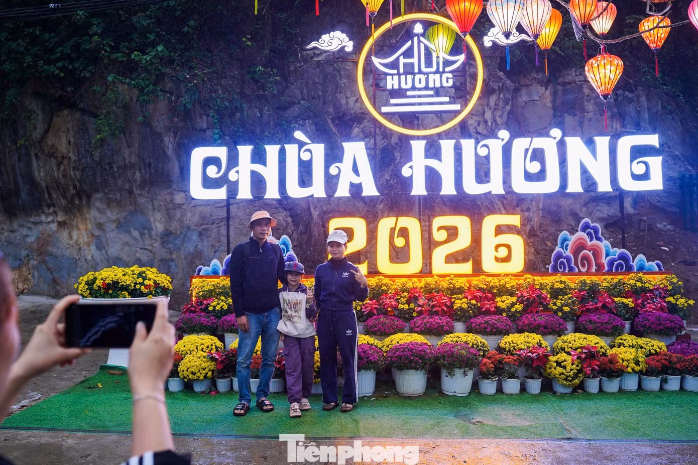 tp-chuahuongsangsom35.jpg