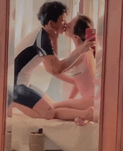 Dân mạng 'xốn xang' trước vẻ đáng yêu của con trai cầu thủ Duy Mạnh ảnh 11