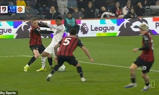 MU nổi giận, chính thức khiếu nại trọng tài Premier League