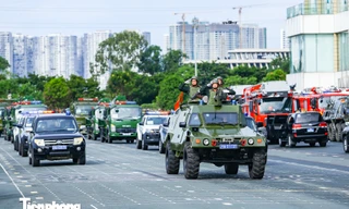 Công an Hà Nội hợp luyện diễu binh, diễu hành cho Ngày hội vì Thủ đô bình yên