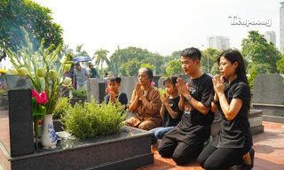 Hà Nội: Người dân thành kính dâng hương, tri ân các anh hùng liệt sĩ ngày 27/7