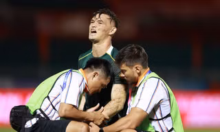 Patrik Lê Giang nén đau hoá giải dàn sao của Nam Định