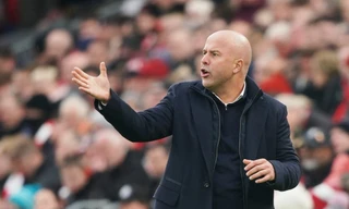 Nhận định Liverpool vs PSV, 03h00 ngày 27/11: The Kop sa lầy