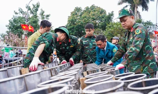 Bên trong trận địa pháo hoa đêm Giao thừa tại Hà Nội