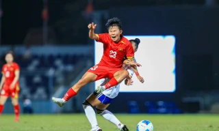 Trực tiếp Nữ Việt Nam vs Nữ Philippines 0-0 (H2): Vạn Sự sút xa không thành công