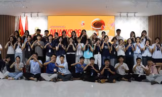 Cựu học sinh THPT chuyên Lương Văn Chánh giúp teen Đắk Lắk chinh phục AI