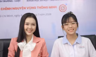 Thủ khoa và chuyên gia bật mí: Chọn ngành đại học xịn, đừng chỉ dựa vào điểm chuẩn