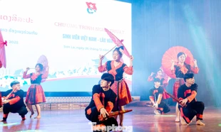 Sinh viên Sơn La và các tỉnh Bắc Lào toạ đàm, hòa ca vun đắp tình hữu nghị 