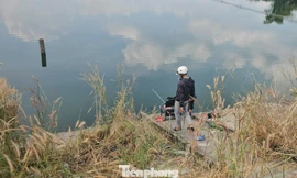 Đi câu cá, câu trúng thi thể người dưới hồ nước ở TPHCM