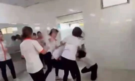 Nữ sinh trường cao đẳng ở TPHCM bị đánh 'hội đồng' trong nhà vệ sinh 