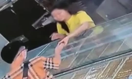 Đã bắt được hai đối tượng cướp giật tài sản ở tiệm vàng TPHCM