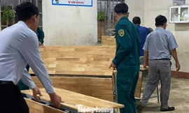 Hối hả thay bàn ghế mới sau 'Tối hậu thư' của Chủ tịch TPHCM