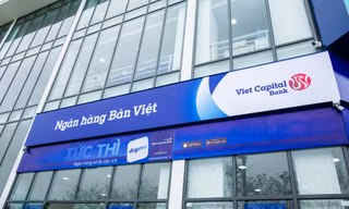Cổ phiếu ngân hàng đua nhau chuyển từ Upcom sang HoSE