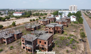 'Hoá giải' các khu đô thị ma