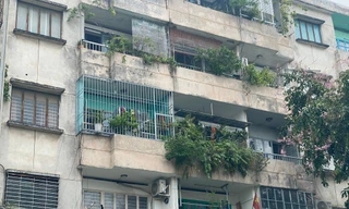TPHCM yêu cầu xử lý dứt điểm nạn cơi nới, lấn chiếm căn hộ