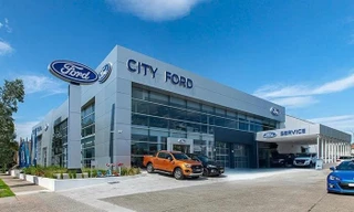 Người nhà lãnh đạo doanh nghiệp đua nhau bán cổ phiếu