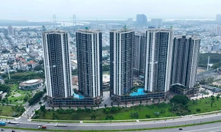 Bất động sản rớt giá trăm tỷ sau 1 tháng