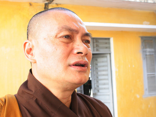 Sư trụ trì chùa Hương Thích Minh Hiền. Sư trụ trì chùa Hương Thích Minh Hiền