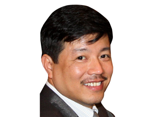 Nhà báo Vũ Mạnh Cường. .