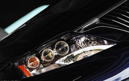 Đèn pha HID của Lexus RX 450h 